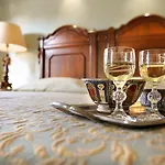 Great Greece Le Convivial