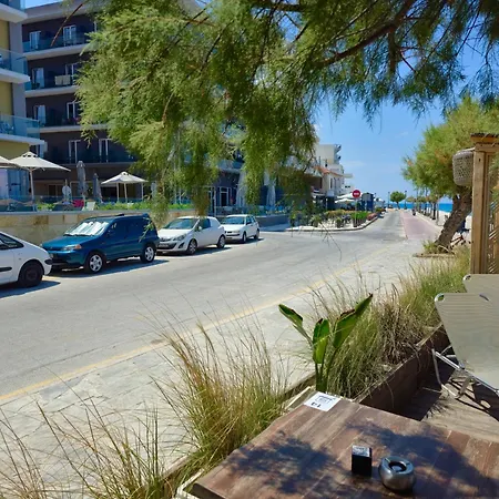 Great Greece Le Convivial Hotel