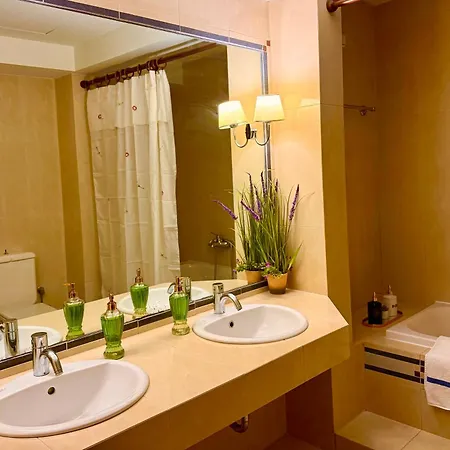 Great Greece Le Convivial Hotel Xylokastro