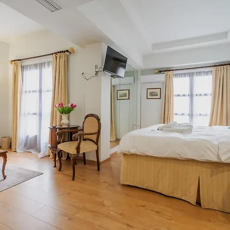 Great Greece Le Convivial 4* غزيلوكاسترون