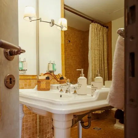شقة فندقية Great Greece Le Convivial 4*
