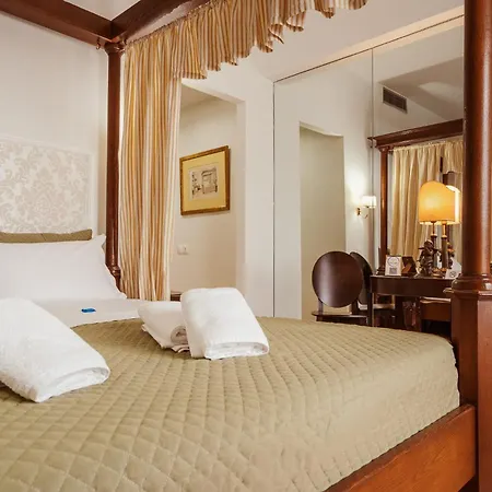 شقة فندقية Great Greece Le Convivial 4*