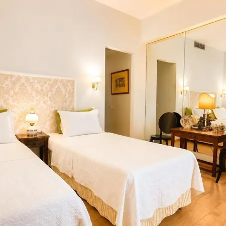 Great Greece Le Convivial & 4*