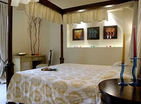 Great Greece Le Convivial Otel
