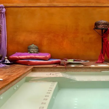 Great Greece Le Convivial Hotel