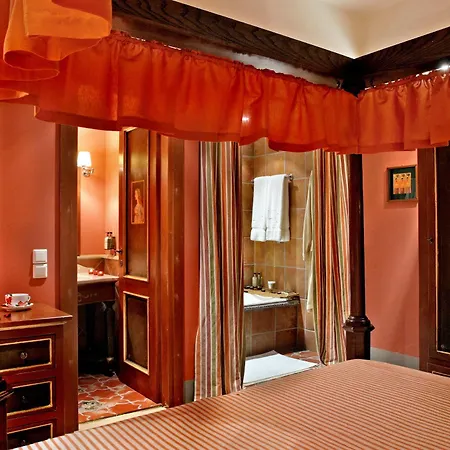 Otel Great Greece Le Convivial 4*