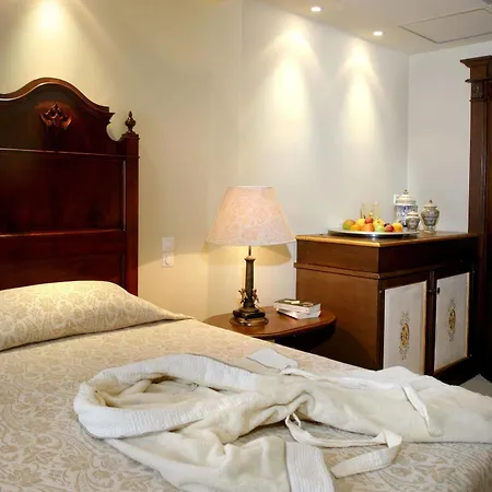 Otel Great Greece Le Convivial 4*