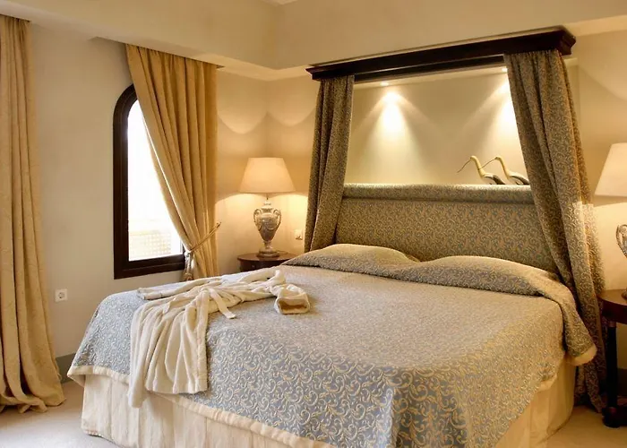 Great Greece Le Convivial Hotel 5*